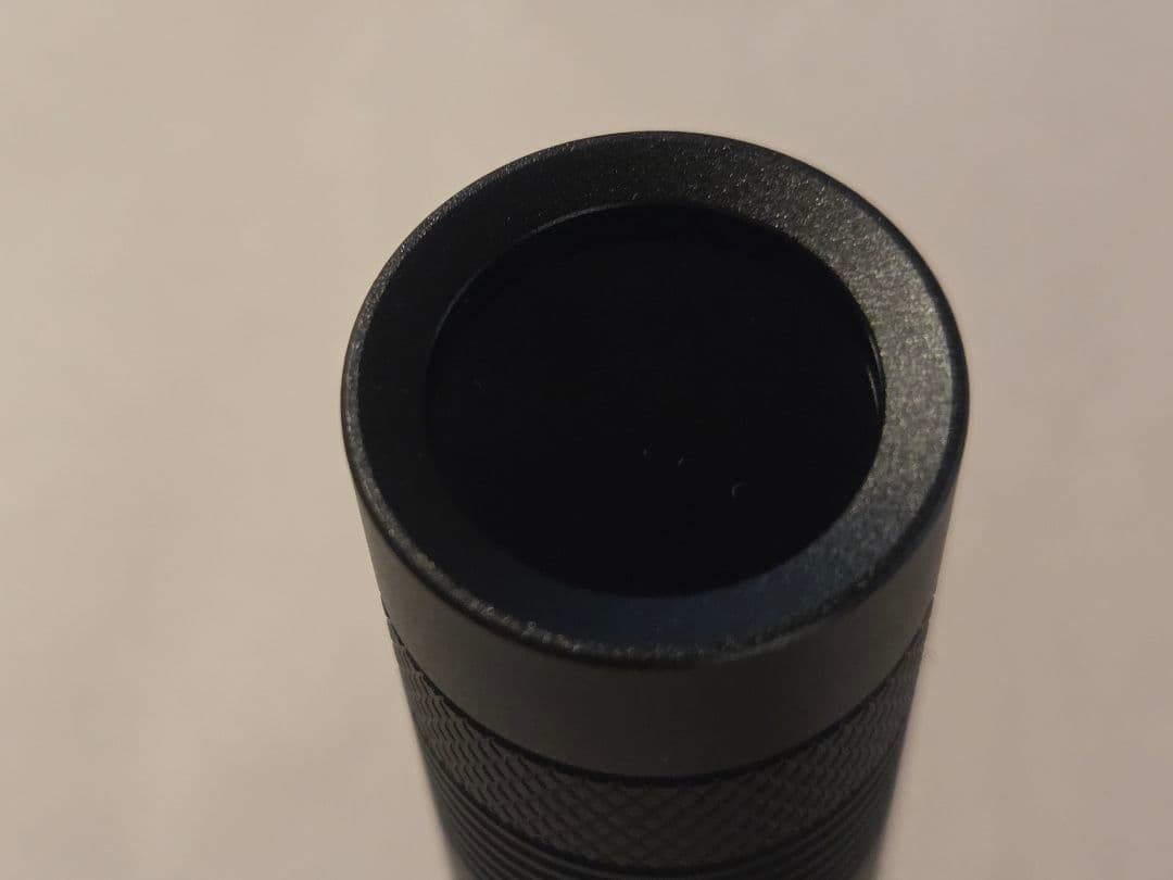 convoy s2 プロ使用の紫外線懐中電灯uv 365nm uvライト新品