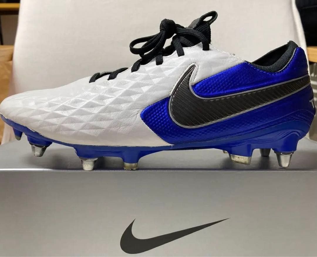 上級者用【超美品・トップモデル】ナイキNIKEティエンポレジェンド8エリートSG