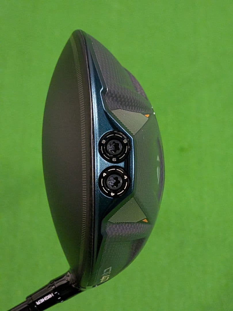 TaylorMade Qi4d ドライバー 10.5° 純正シャフト付