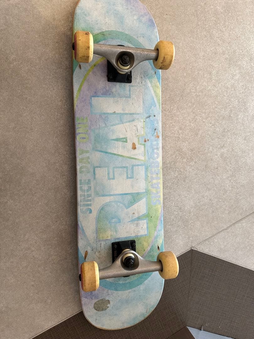 REAL SKATEBOARDS スケートボード　7.5インチ