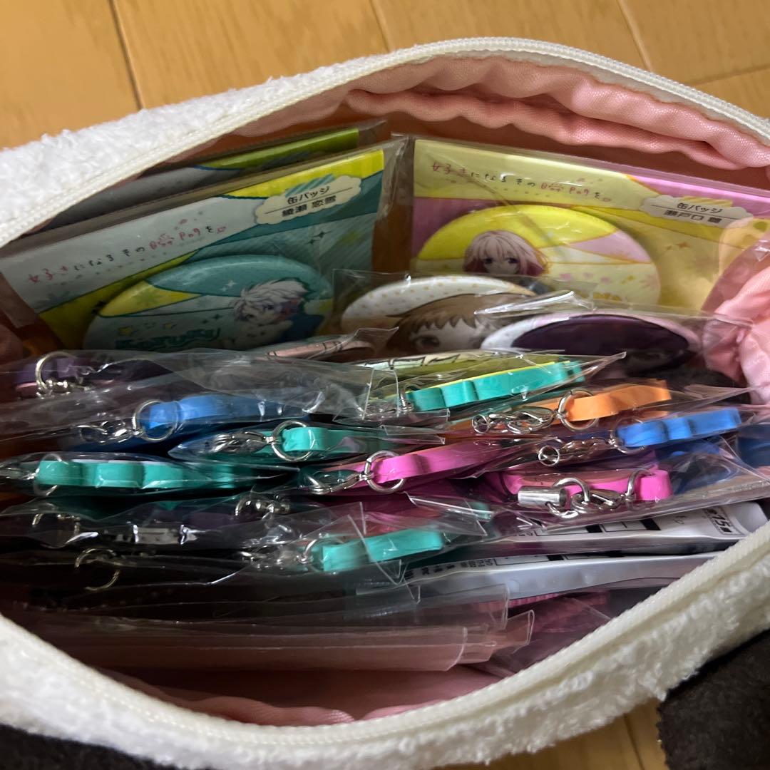 HoneyWorks 文房具セットとバッジコレクション
