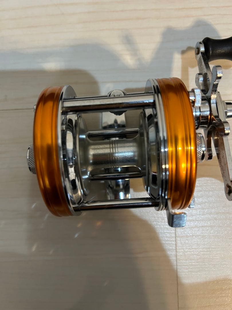 【未使用品】アブガルシア アンバサダー 5500c サンセットオレンジ