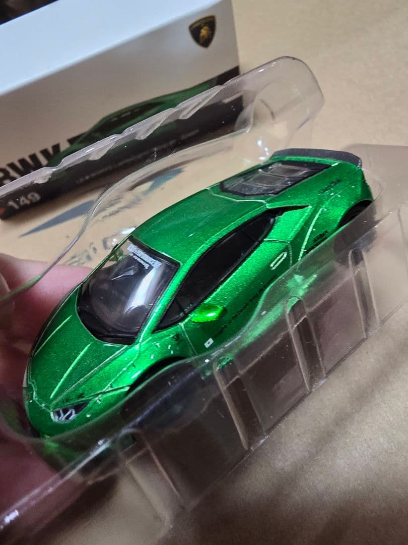 MINI GT LB★WORKS Lamborghini Huracanグリーン