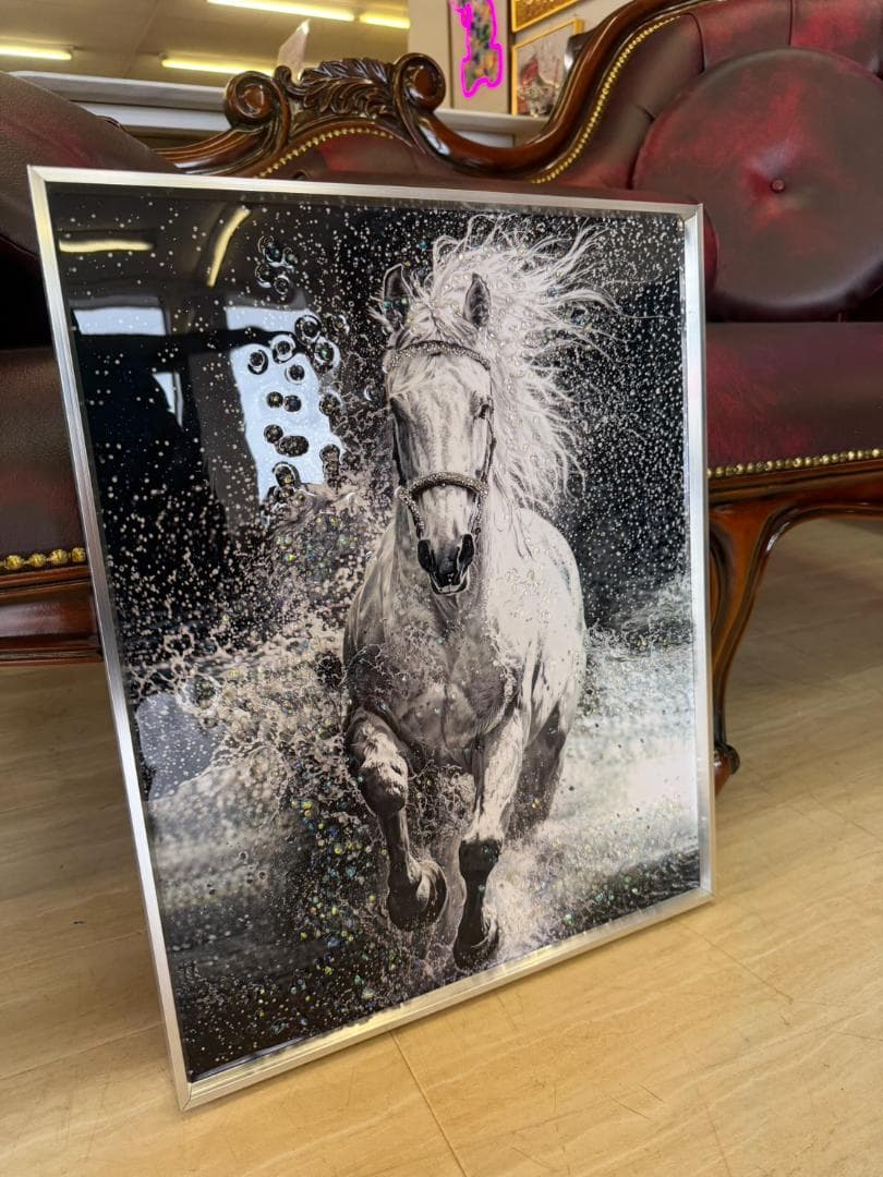 アートパネル　馬　モノクロ　水晶絵　白馬　絵　額縁　壁掛け　アート　額絵　ウマ