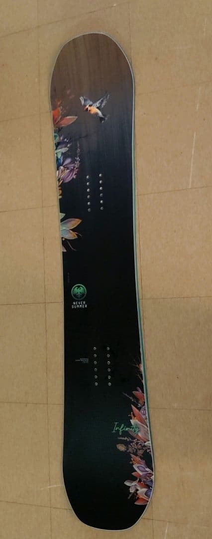 24-25 NEVERSUMMER INFINITY 145cm スノーボード