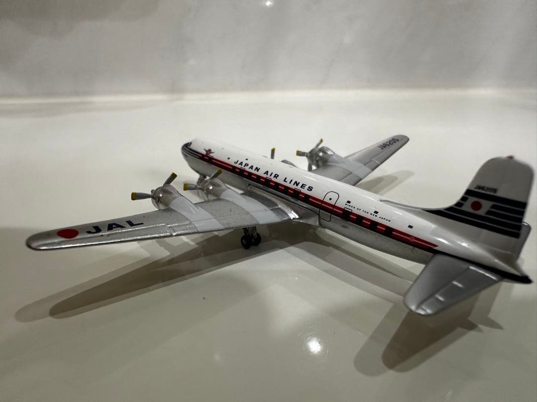 JAL 日本航空DC-6B 1/400ダイキャストモデル