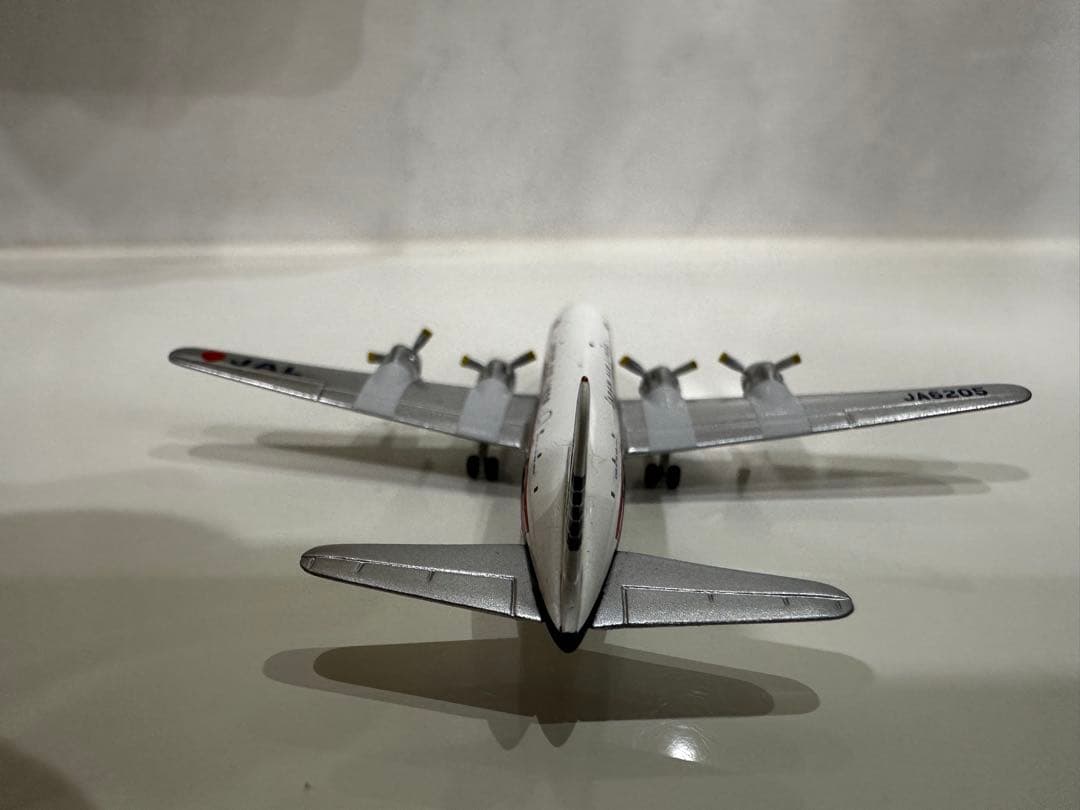 JAL 日本航空DC-6B 1/400ダイキャストモデル