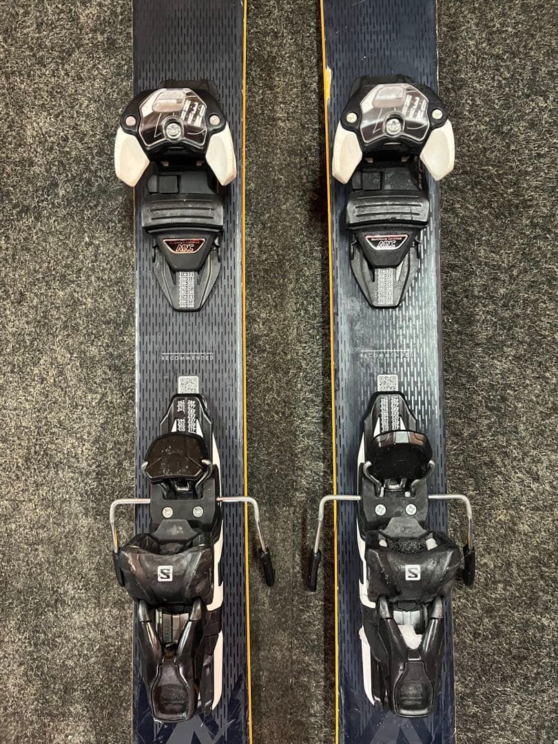 スキー板　SALOMON QST99 181cm