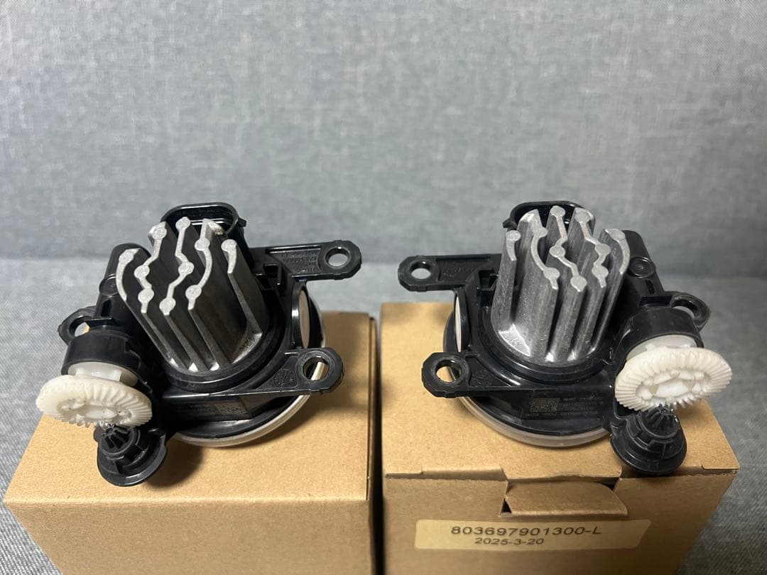ダイハツハイゼット純正LEDHL HR フォグランプセット