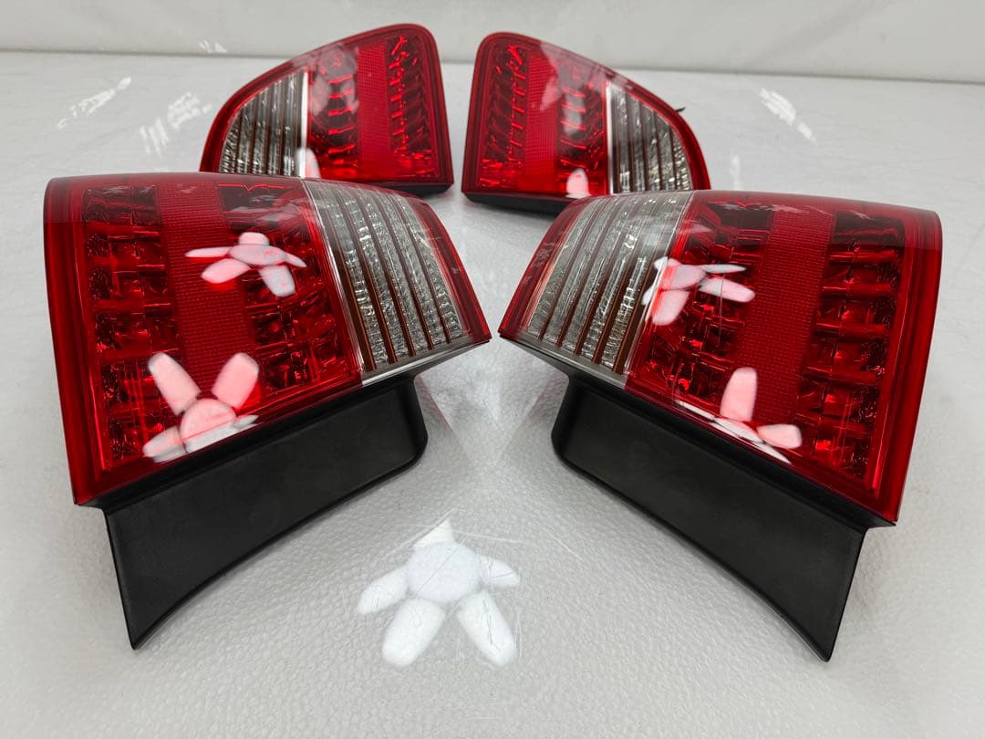中古　トヨタ　クラウン 後期 純正 LED テールランプ イチコ30-336