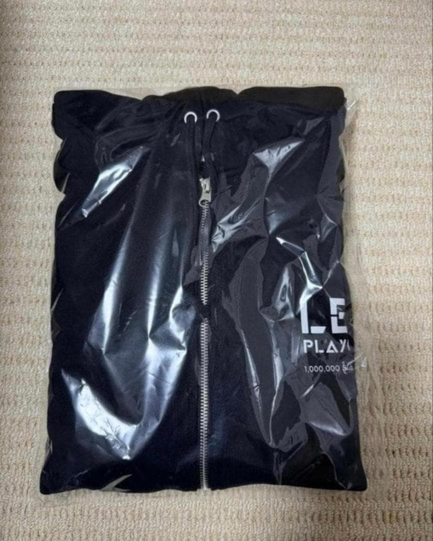 【在庫残り2個限り・値下げ不可】山田涼介　LEO　ビッグサイズジップパーカー