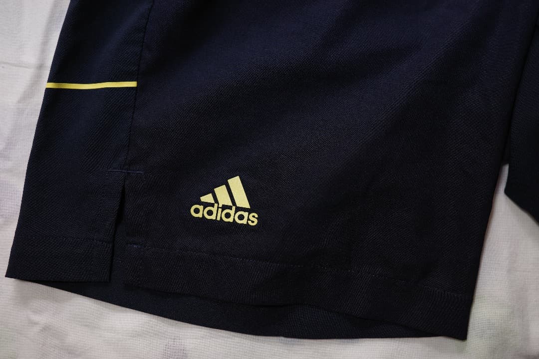 adidasーテニスウエアセットアップ
