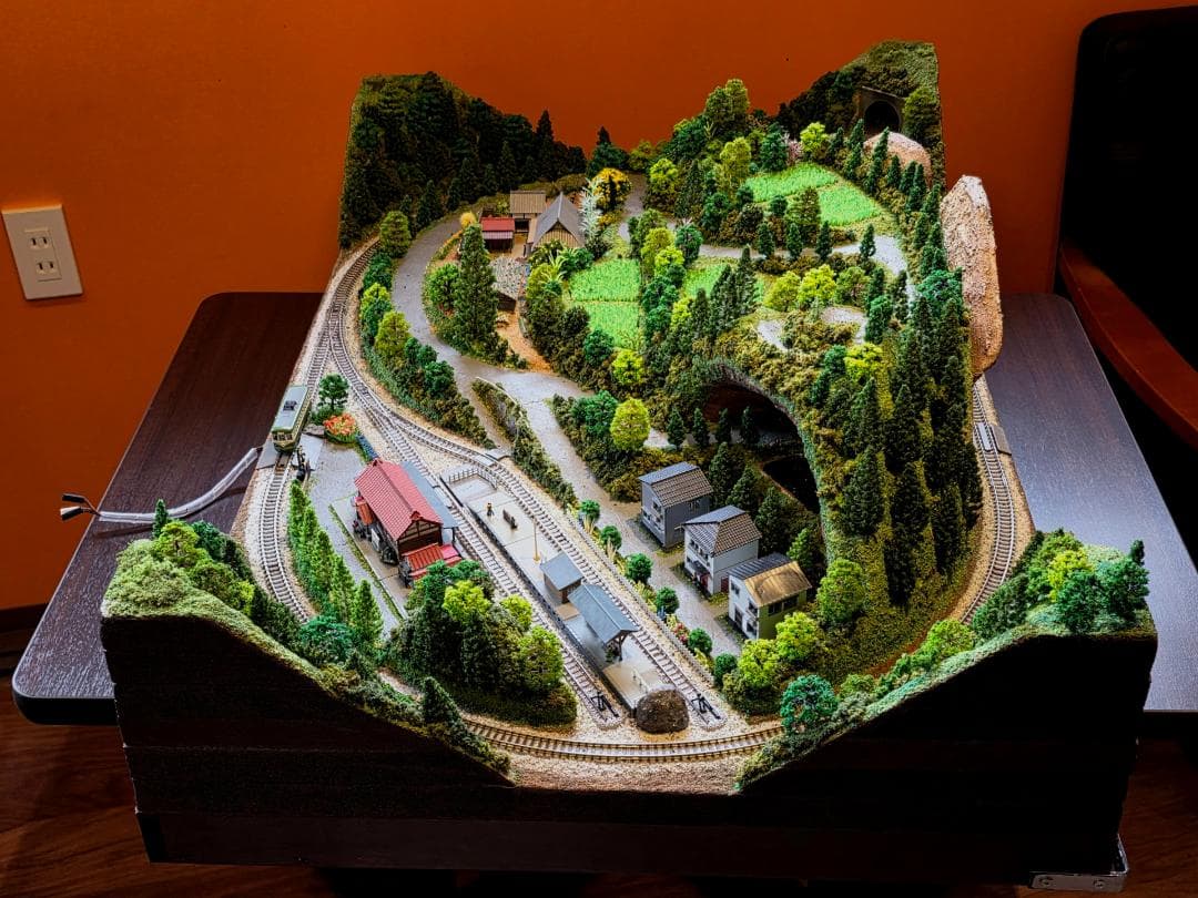 Nゲージ鉄道模型 田園風景 ジオラマ完成品　ポイント難あり