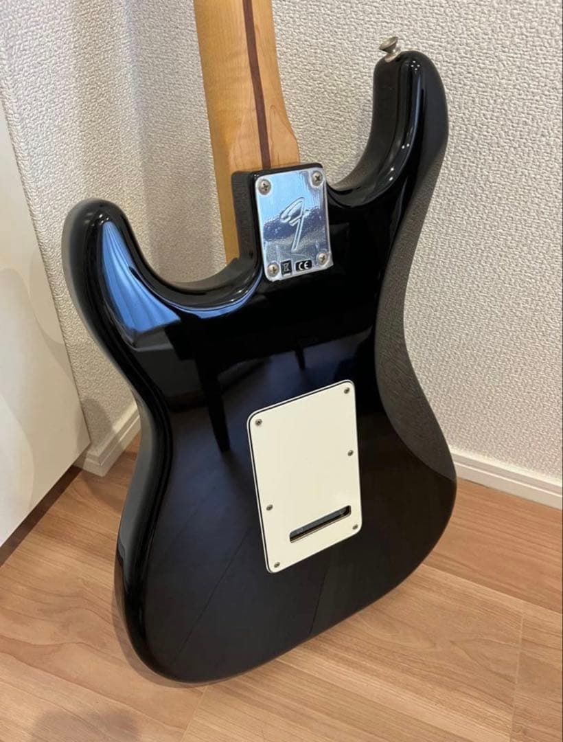 え*む様 Fender Player Series ブラックエレキギター