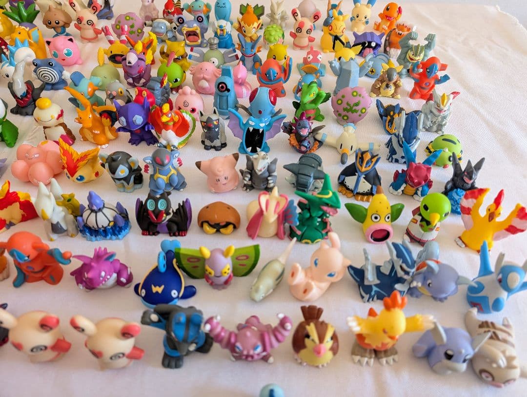 ポケモン　ソフビ　指人形　蓄光　クリア　フィギュア　まとめ売り　約250個　平成