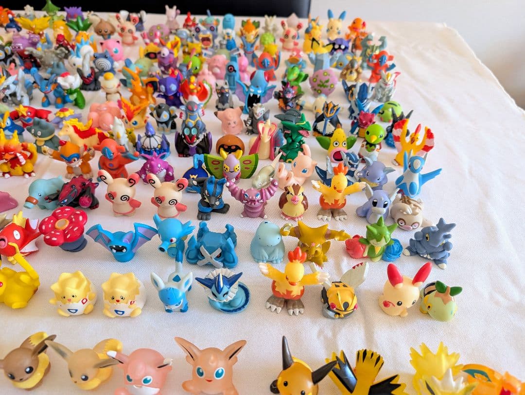 ポケモン　ソフビ　指人形　蓄光　クリア　フィギュア　まとめ売り　約250個　平成