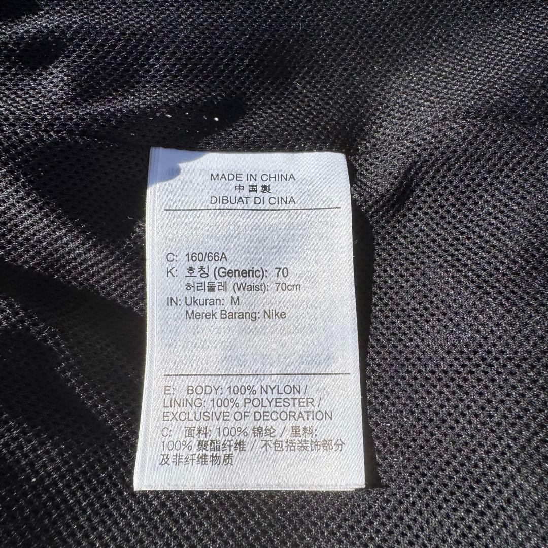 WEEE★　NIKE ナイキ スウッシュ 黒 M ステッチ トラックパンツ