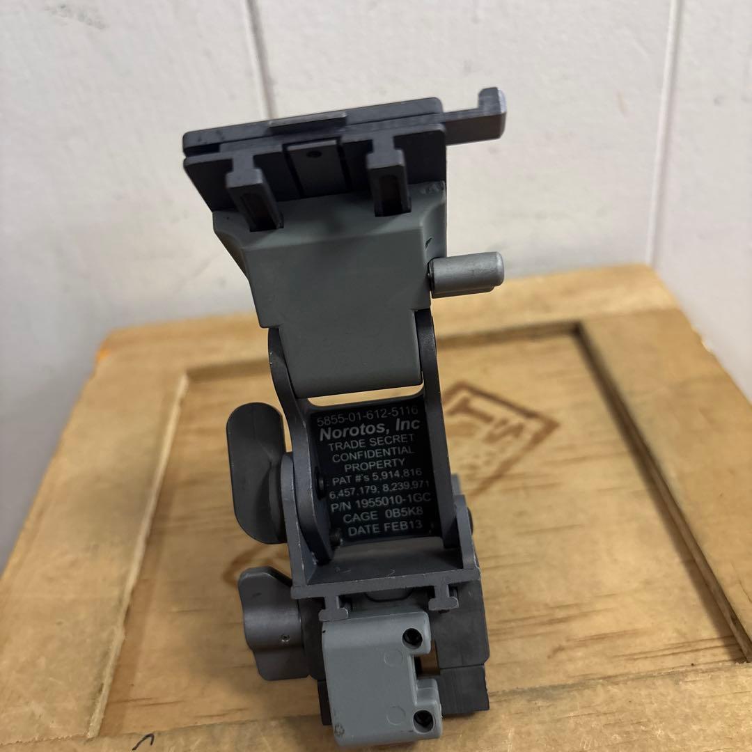 米軍　実物　Norotos RHINOⅡ ナイトビジョンマウント　グレー