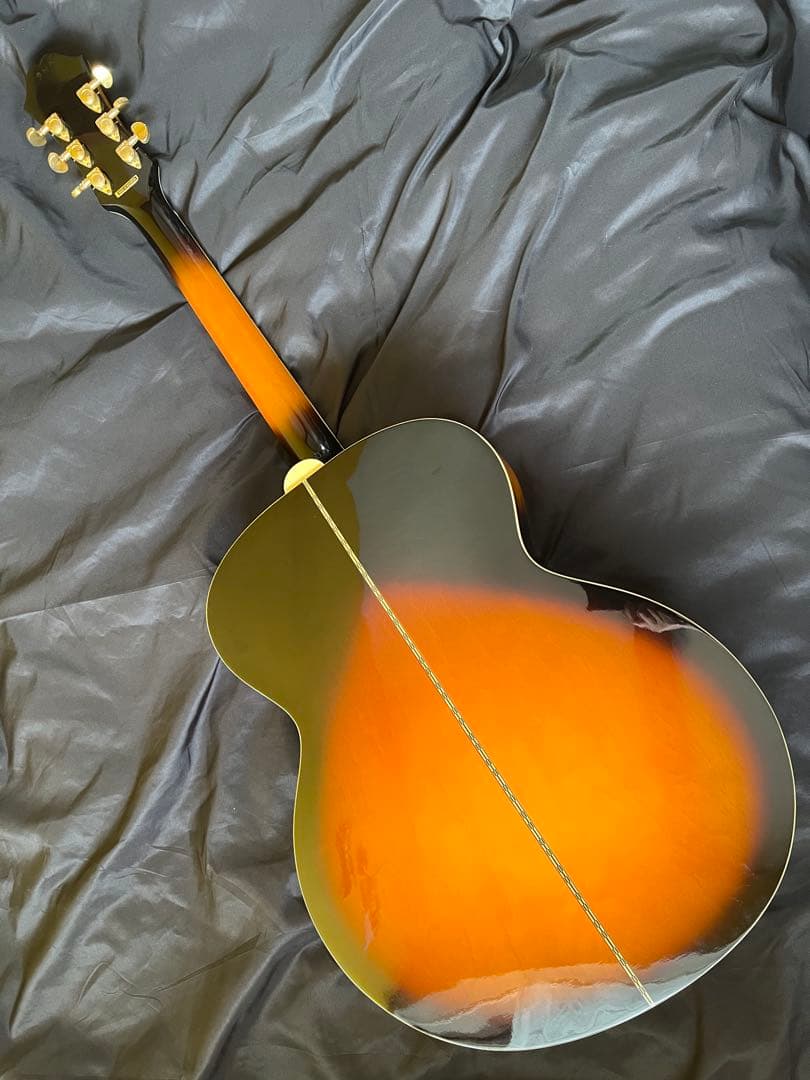 EPIPHONE EJ-200VS ケース付ほぼ未使用美品アコースティックギター