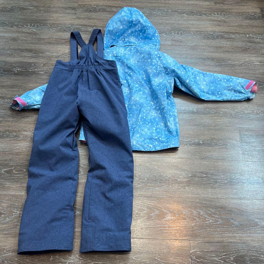 デサント　美品　　セットアップ　上下　スキーウェア　150 女の子