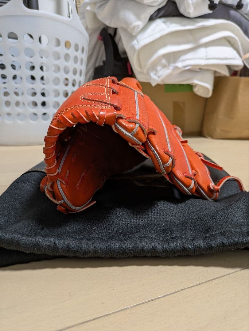 ミズノプロ　軟式グラブ　投手用　 収納袋付き