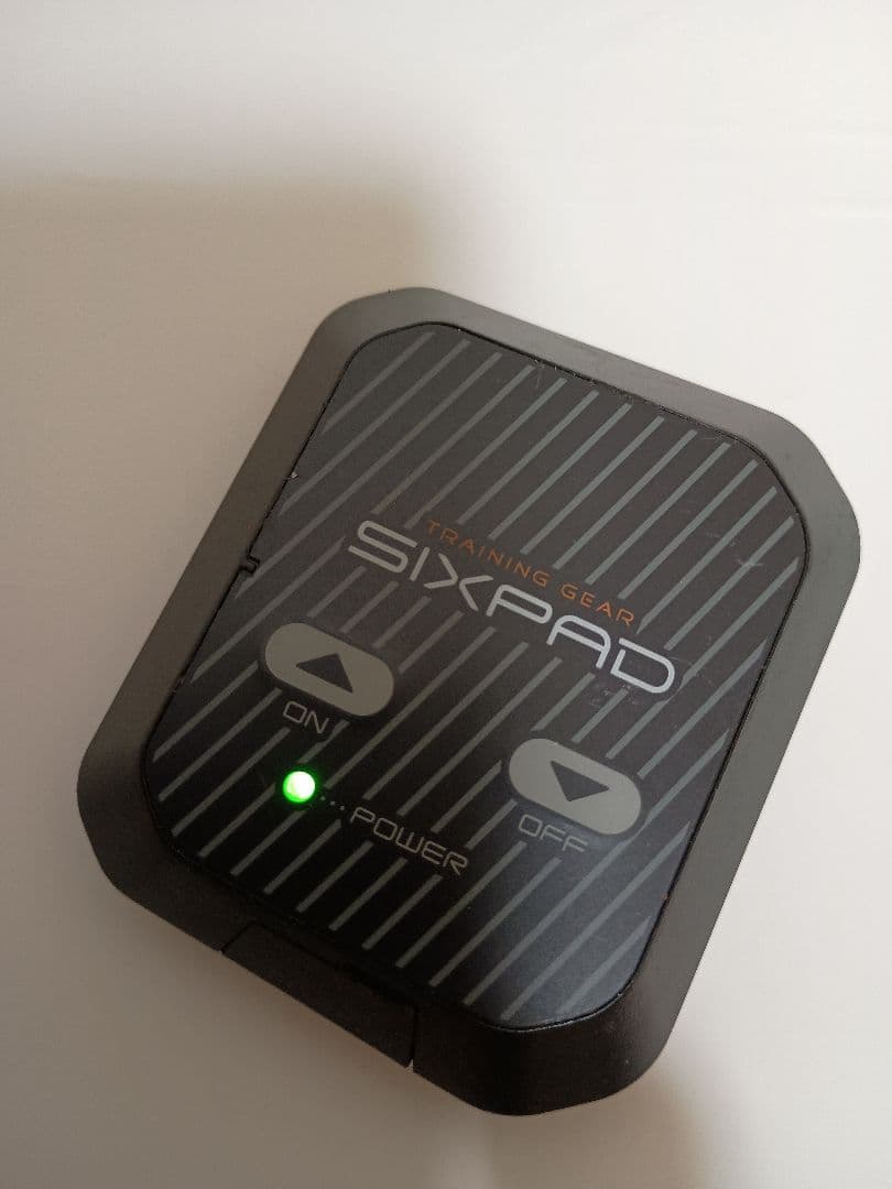 a　SIXPAD Powersuit シックスパッド ヒップ&レッグ