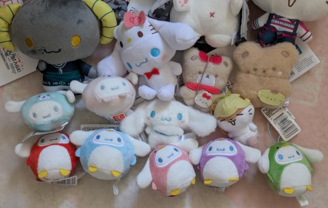 サンリオ 17個まとめ売り タグ付き新品 ❀