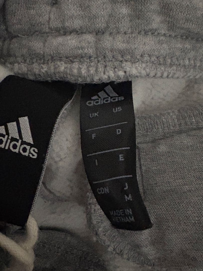 adidas グレー ジャージ上下セット