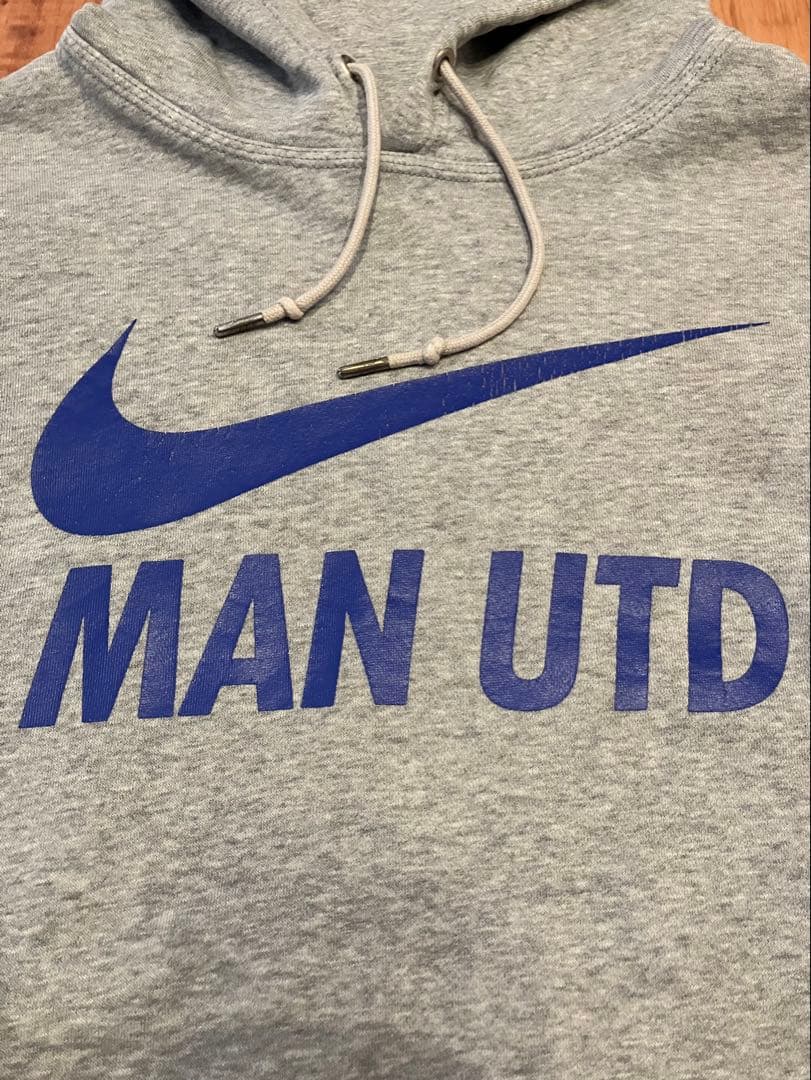 NIKE マンチェスターU パーカー グレー ビッグロゴ サッカー