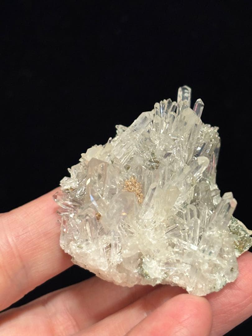 コロンビア産　レムリアンクラスター　ブルーニードルクォーツ52g 虹まき散らし