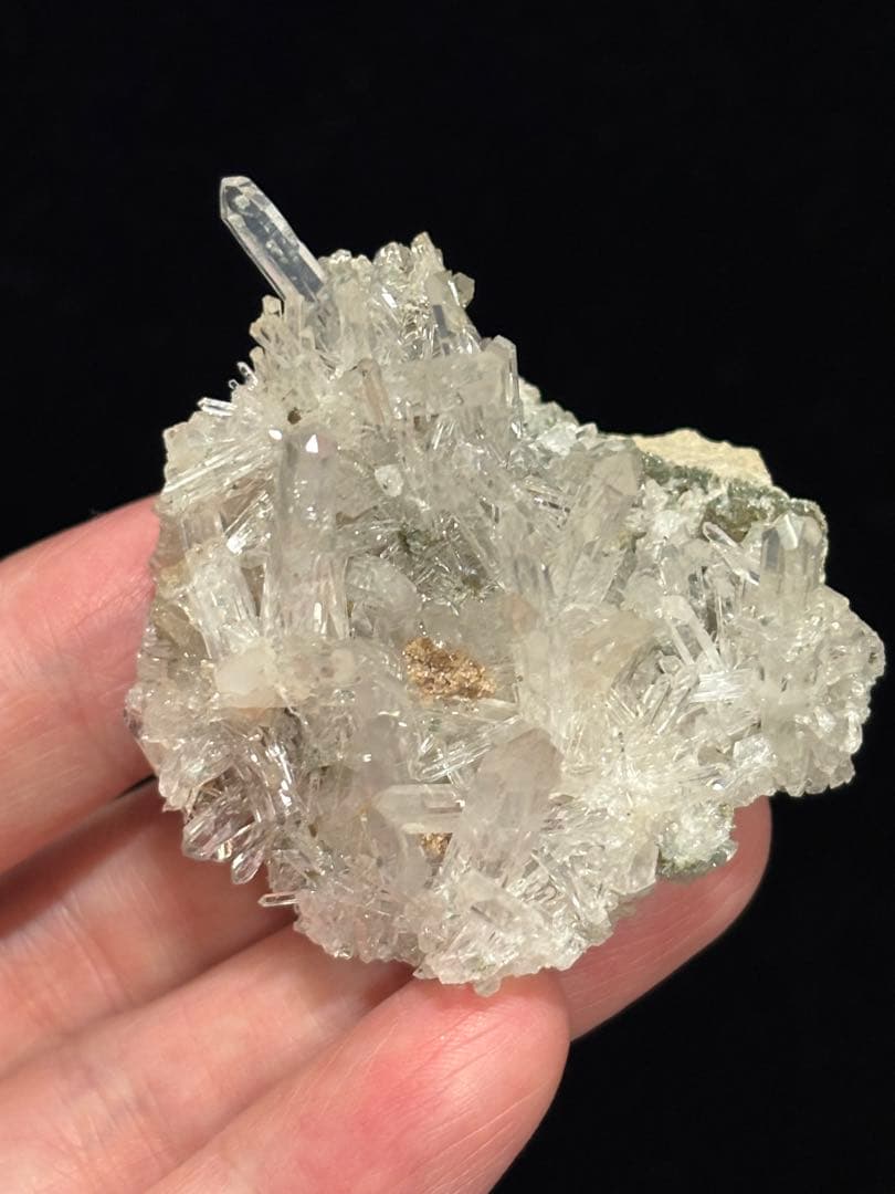 コロンビア産　レムリアンクラスター　ブルーニードルクォーツ52g 虹まき散らし