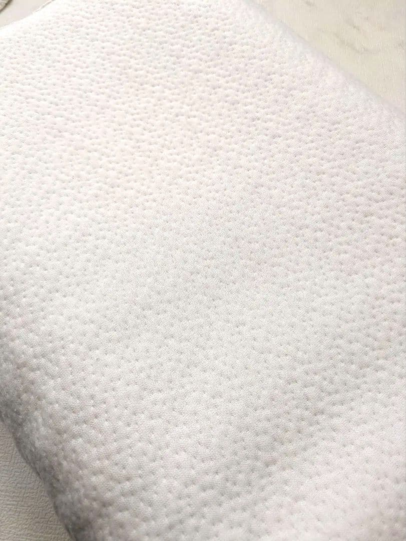 ヒツジのいらない枕　至極(カバー付き)