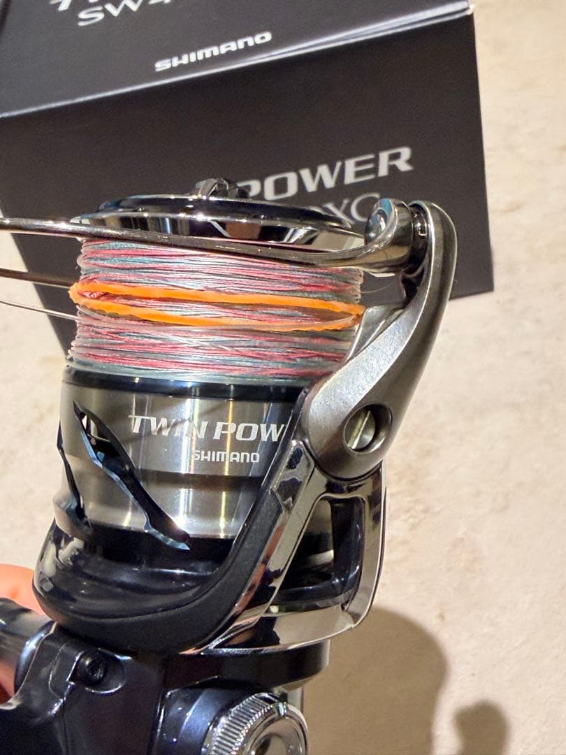 SHIMANO 21TWIN POWER SW4000XG スピニングリール