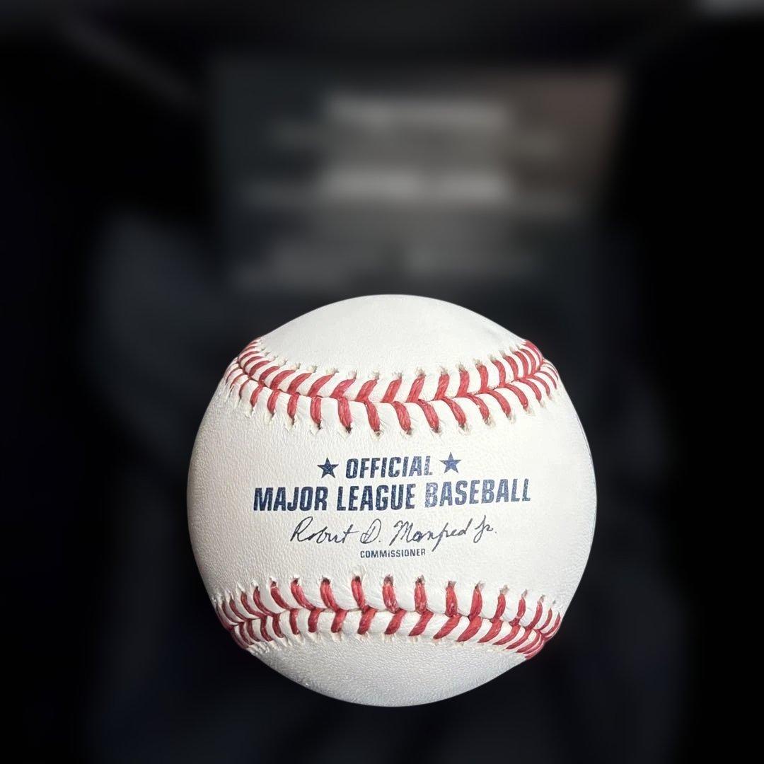 Chipper Jones サイン入り野球ボール【MLB公式ホログラム付】