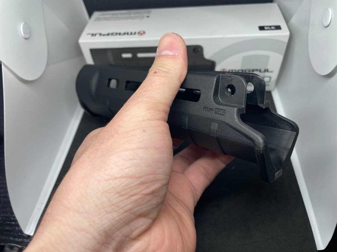 MP5 MAGPUL SLハンドガード 実物