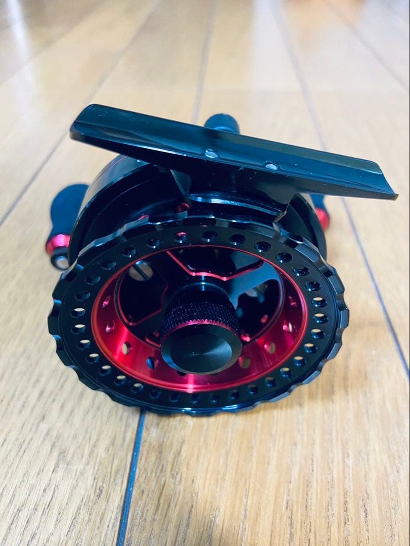 中古 FUN TOOL 黒王 右 筏リール チヌ