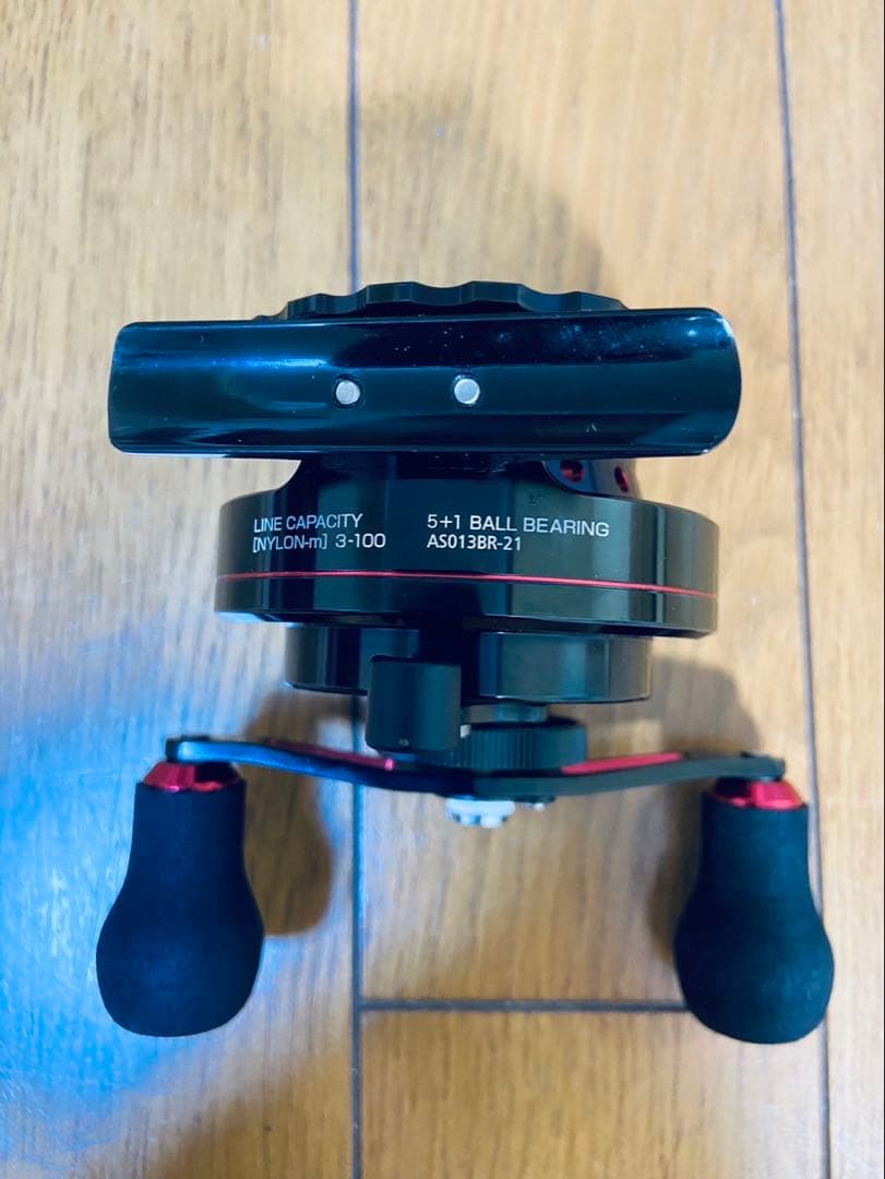 中古 FUN TOOL 黒王 右 筏リール チヌ