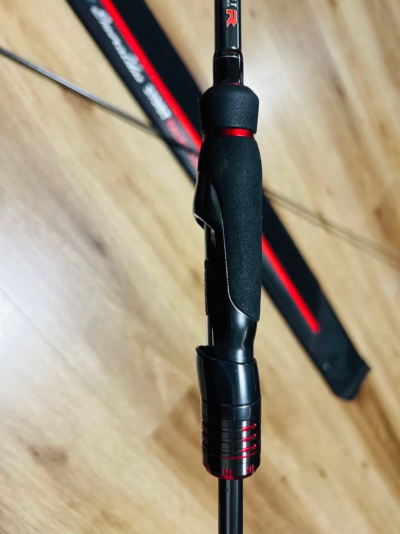 エメラルダス　ストイスト　RT IL 79MMH 保証書未記入付き
