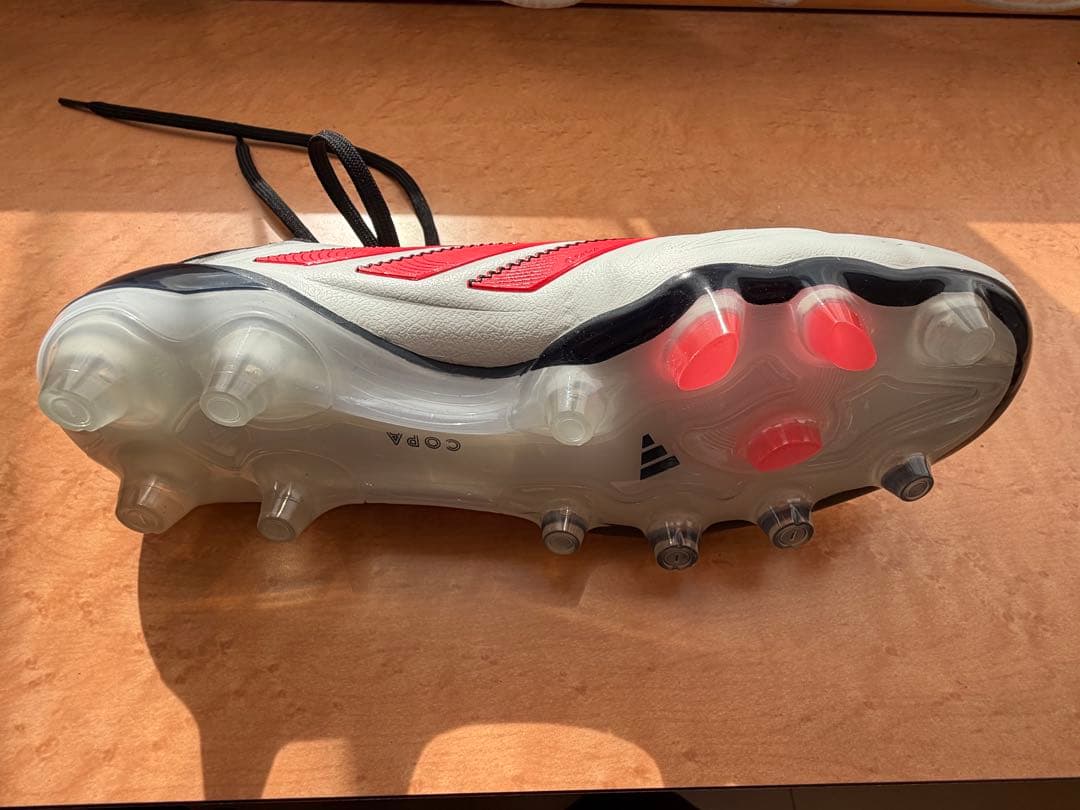 adidas Copa サッカーシューズ ホワイト/レッド