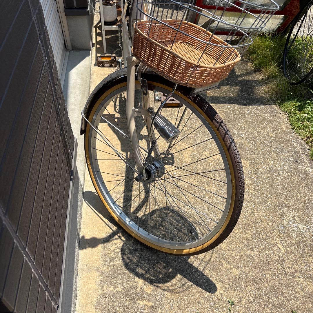 子供用自転車 クリーム色 前カゴ付き 24インチ