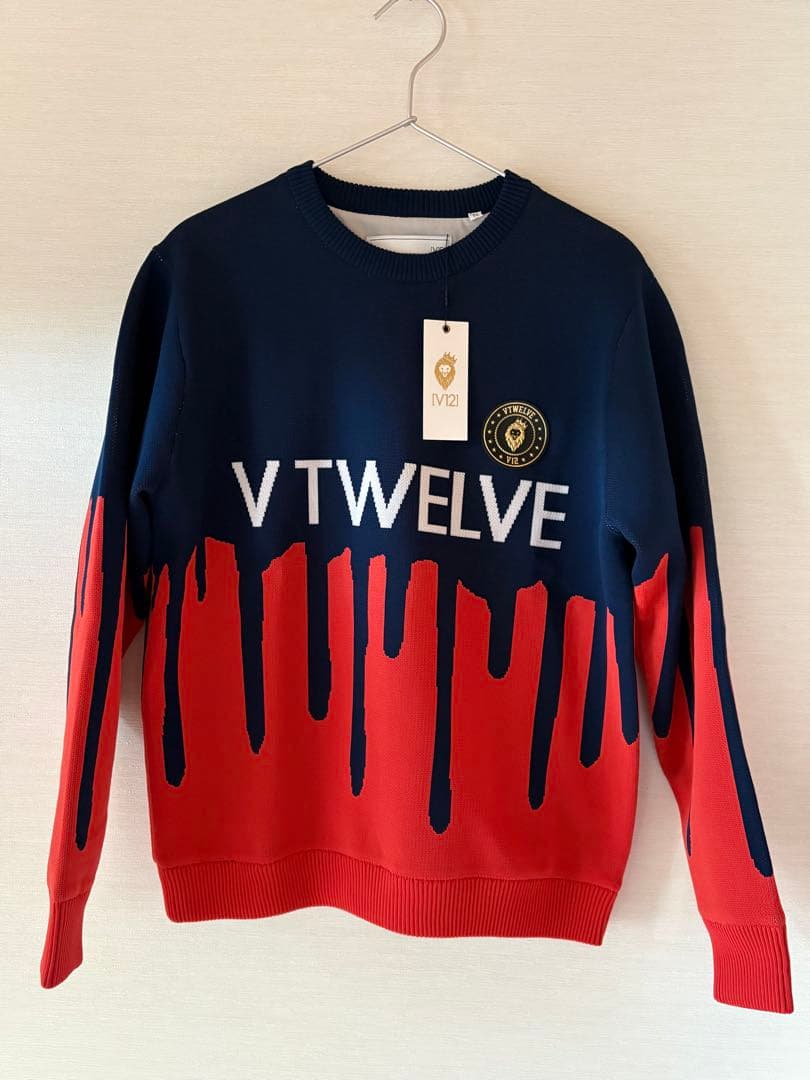 【新品未使用】V12 VTWELVE ドリップデザイン　MELT KNIT高級感