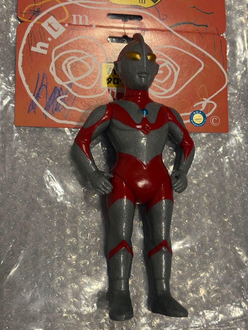 ハンサムタロウエム ウルトラマン ソフビ グレーラメ ヘッダー付き