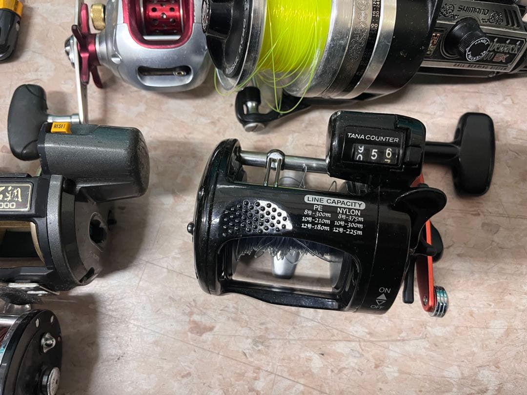 33個ジャンクリール　SHIMANO DAIWA などまとめ売り