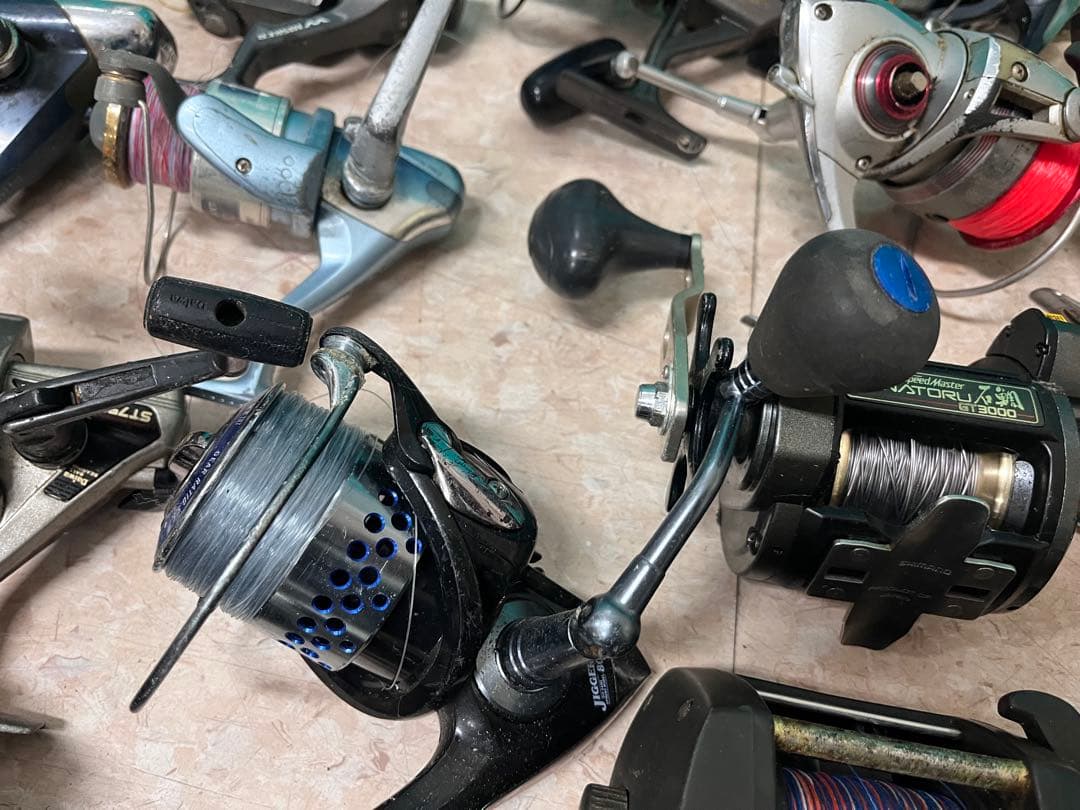 33個ジャンクリール　SHIMANO DAIWA などまとめ売り