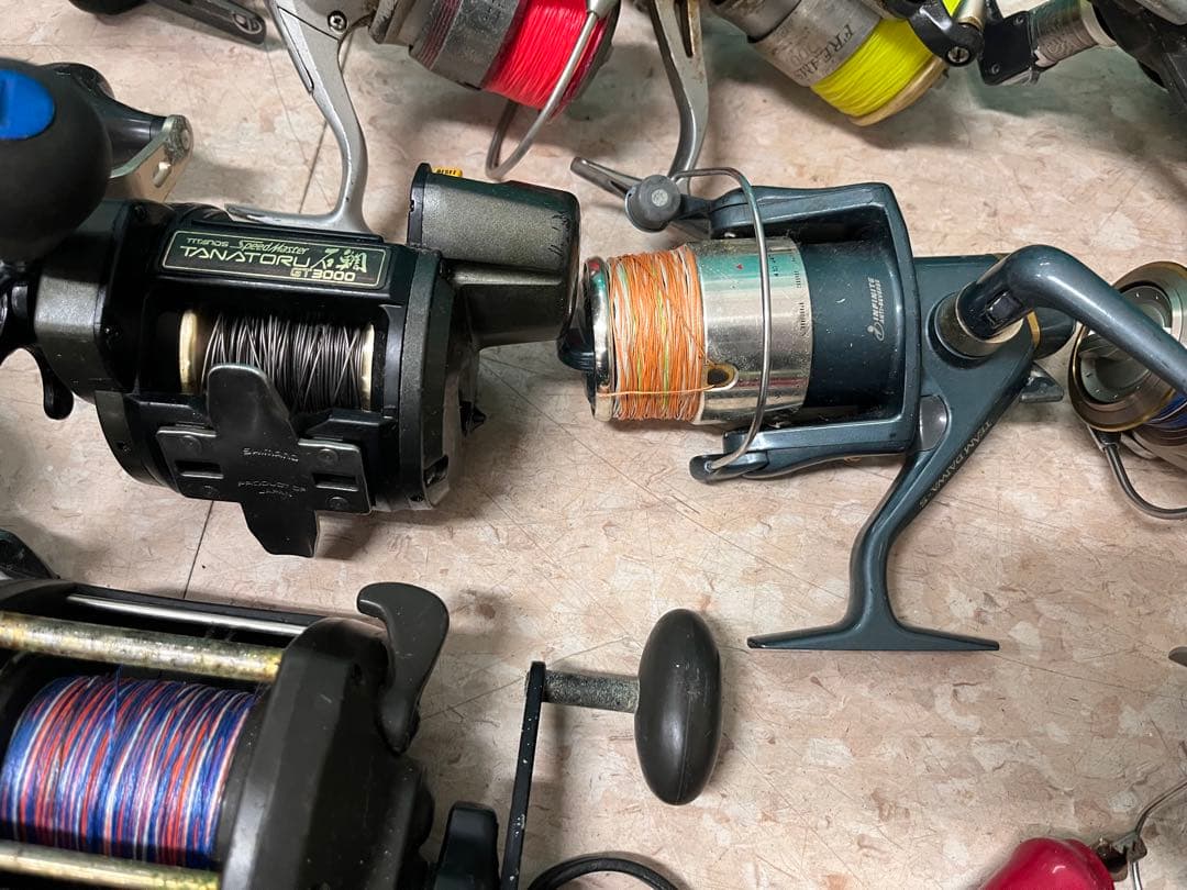 33個ジャンクリール　SHIMANO DAIWA などまとめ売り