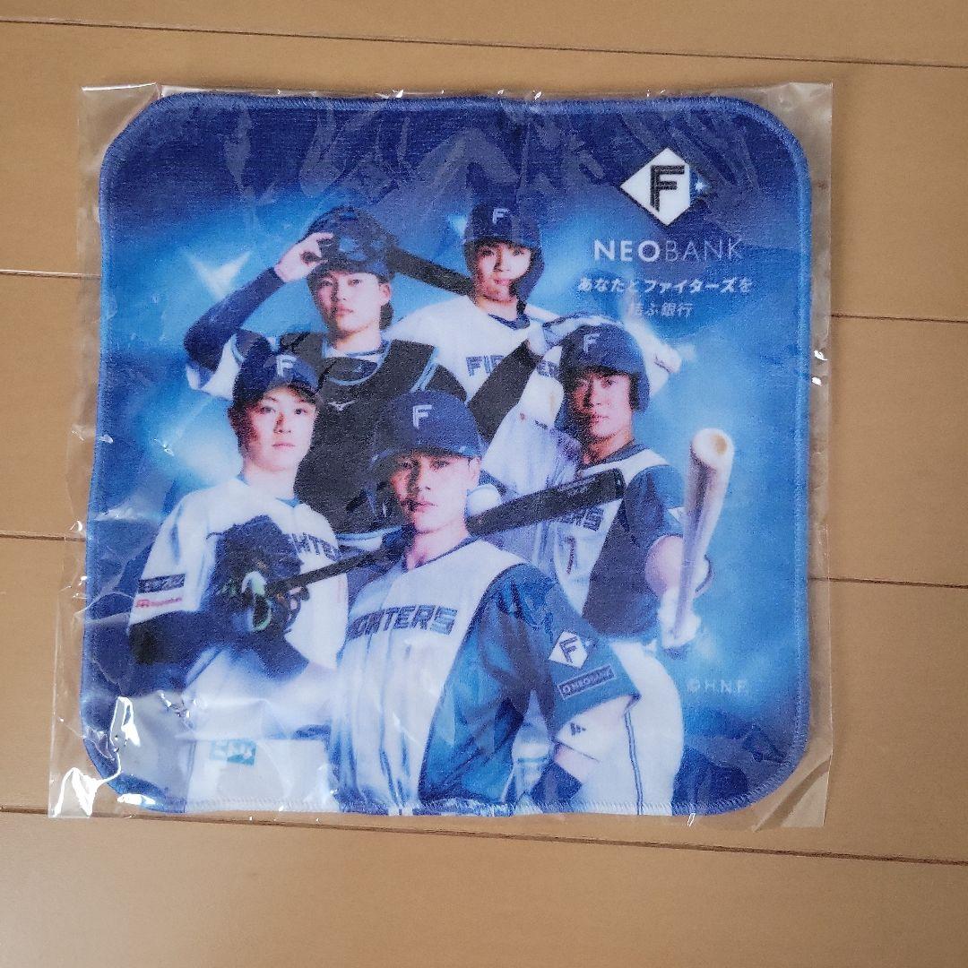 日本ハムファイターズ　郡司Tシャツ、しゃけまる他グッズ