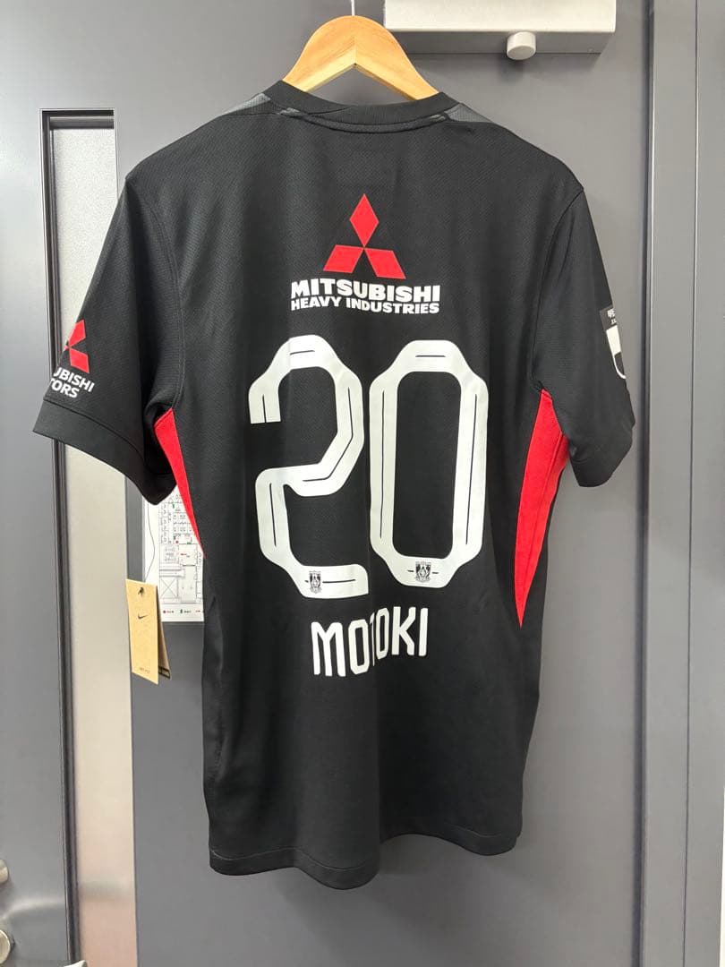 【新品未使用】nike 浦和レッズ　2025 3rd ユニフォーム　黒　Lサイズ
