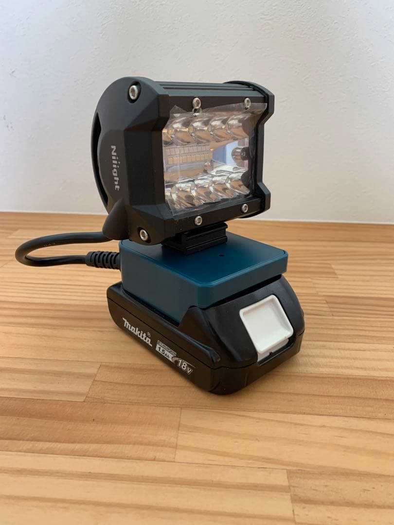 【16】60W LED作業灯 LEDワークライト マキタ18V、14.4 V