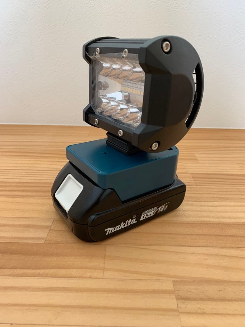 【16】60W LED作業灯 LEDワークライト マキタ18V、14.4 V