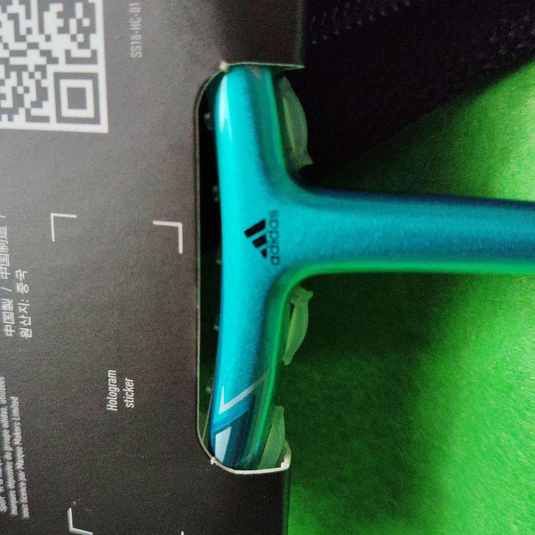 adidas ÜBERSCHALL F5 バドミントンラケット
